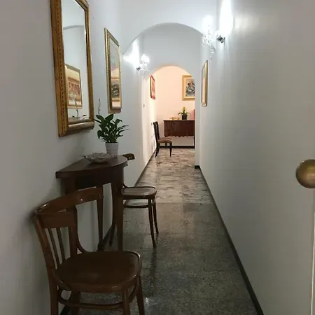בית הארחה Bb Iaya Art Gallery SantʼAntìoco