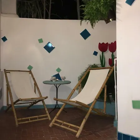 בית הארחה Bb Iaya Art Gallery