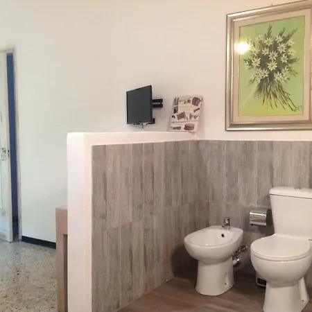 בית הארחה Bb Iaya Art Gallery SantʼAntìoco
